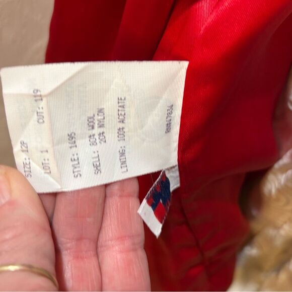 Mackintosh Red Wool Blend Hooded Duffle Coat Black Toggle Fasteners size 12P - Picture 12 of 12